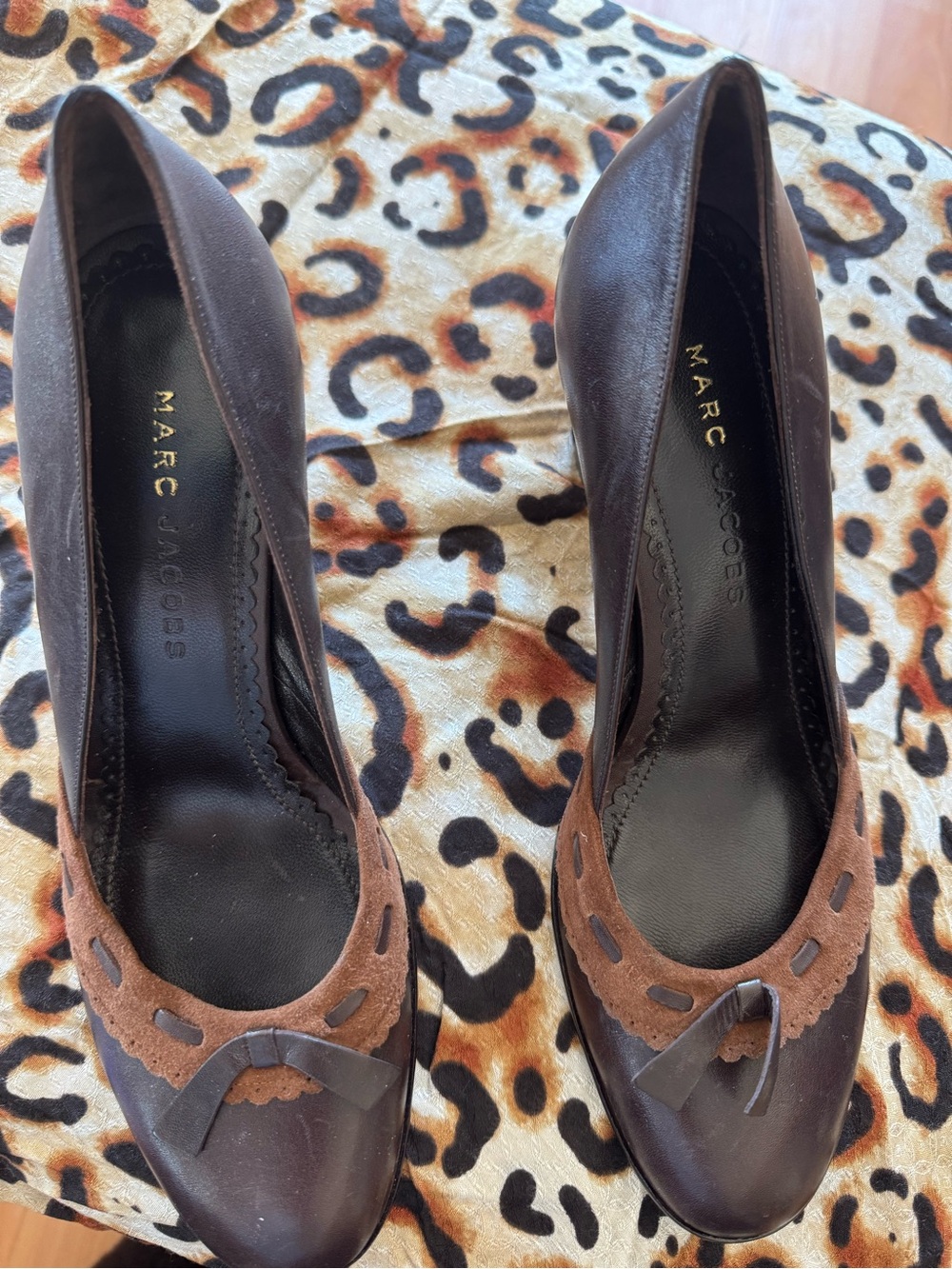 Marc Jacobs Brown Leather & Suede Pointed Toe Pumps with Bow